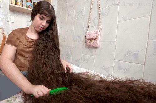 خبرساز شدن موهای 1.5 متری دختر برزیلی! +تصاویر ، www.irannaz.com